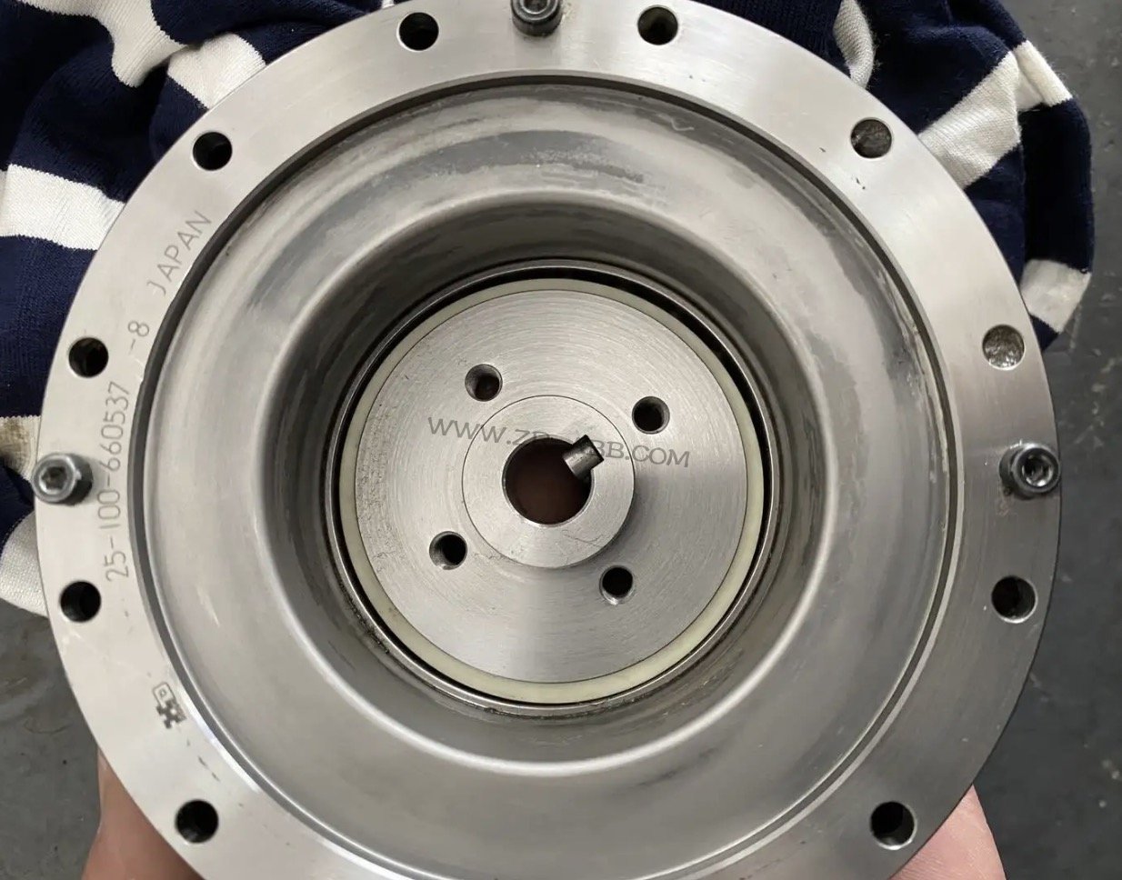 ABB工業(yè)噴涂機器人IRB 5400減速機維修步驟詳情