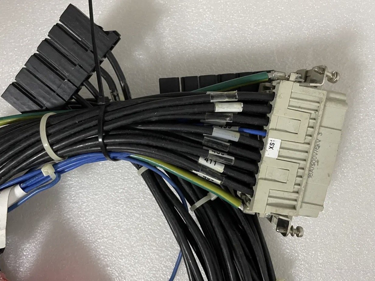 ABB�C(j��)���˾S�޵����E�ǣ�