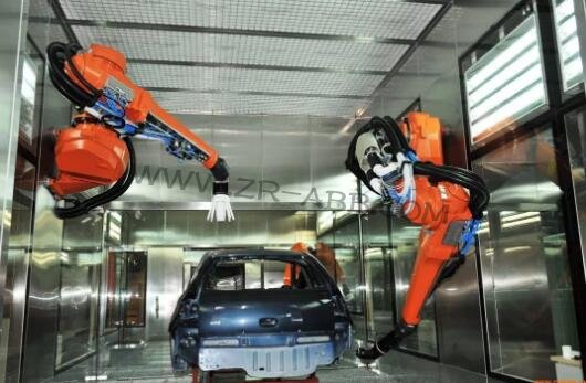 這噴涂機(jī)器人是要成精了嗎