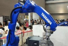 ABB、發(fā)那科、安川、庫卡世界上四大機(jī)器人近年來最新動態(tài)
