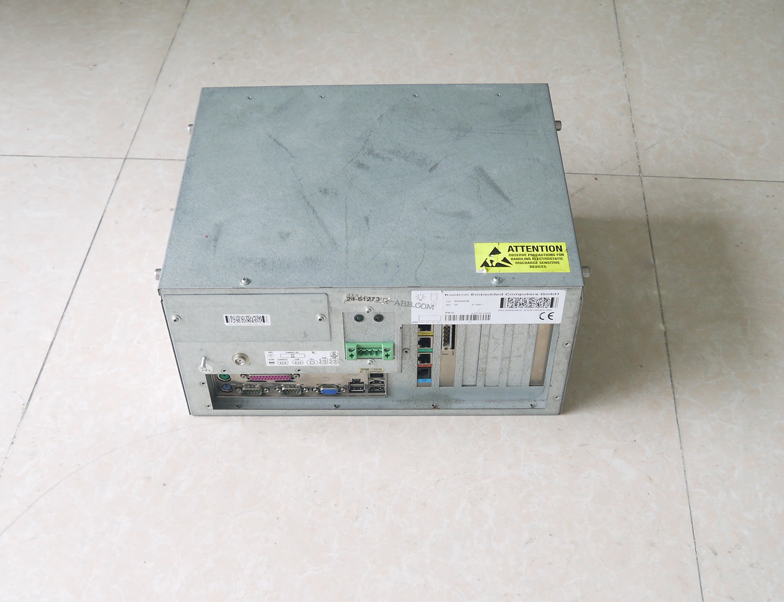 ABB機(jī)器人配件故障,ABB機(jī)器人主板3HAC 020929-006維修