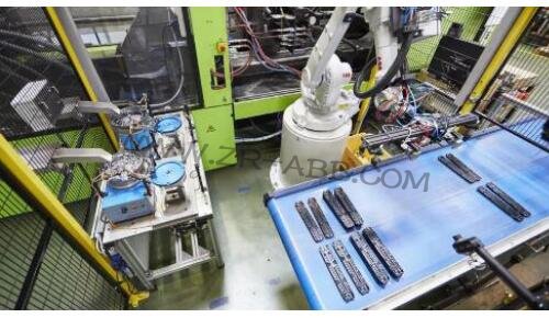 簡單快速!ABB機(jī)器人為Array Plastics生產(chǎn)線帶來優(yōu)勢