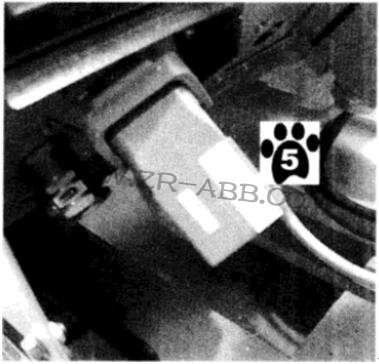 ABB機器IRB6640本體與控制柜連接的操作