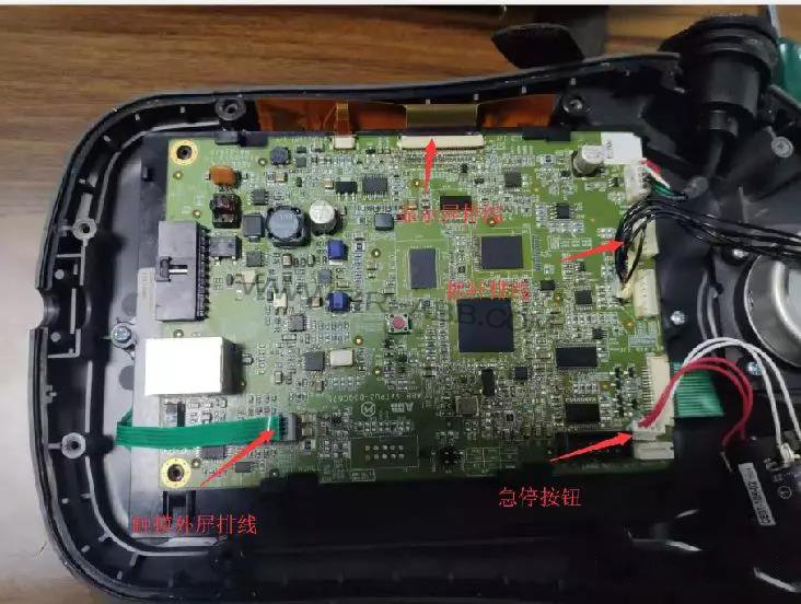 ABB機(jī)器人示教器維修拆解過(guò)程及更換步驟
